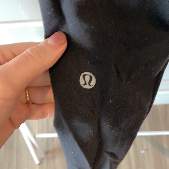 Lululemon Reversible Leggings - Picture 8 of 8